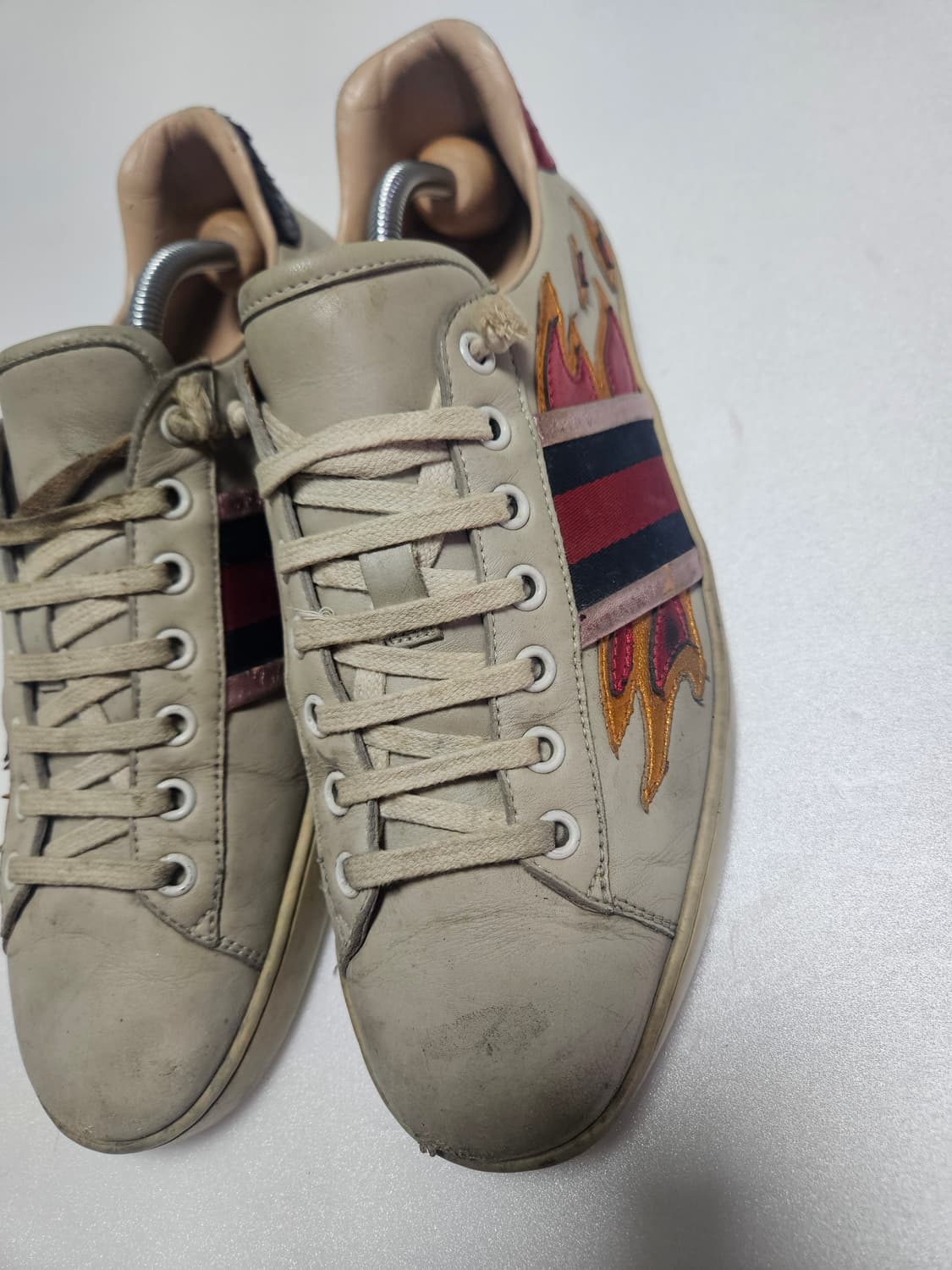 💚구찌 플레임 스니커즈 / 260 사이즈💚 상품이미지2