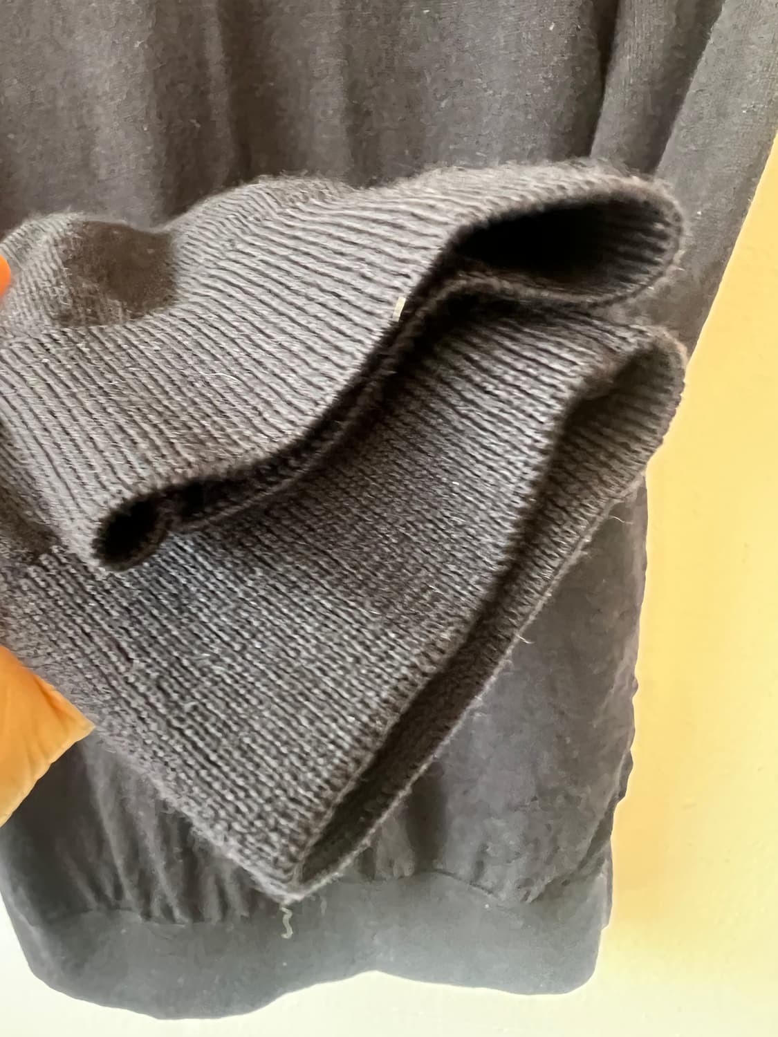 휴고보스 남성 네이비 라나버진울니트 라운드니트 상품이미지4