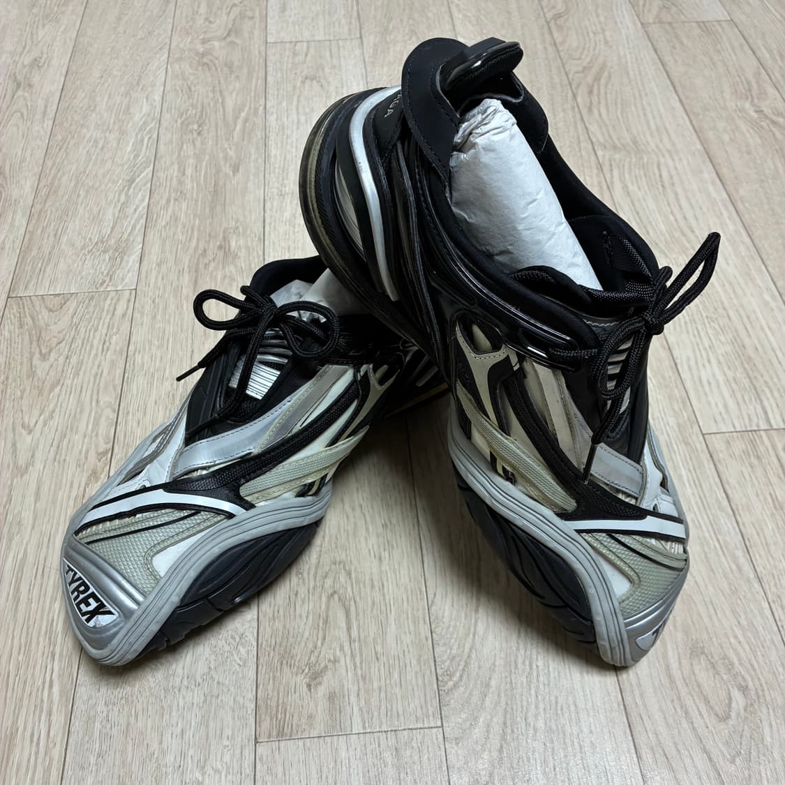 발렌시아가 타이렉스 TYREX 블랙 그레이 41 (265~275) 상품이미지1