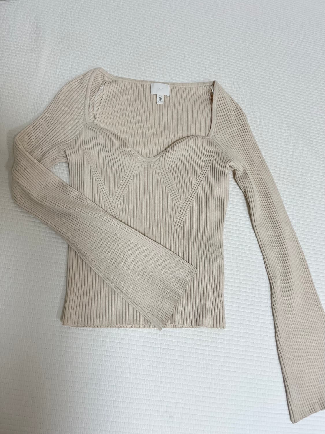 H&M 니트 긴팔 상의 상품이미지1