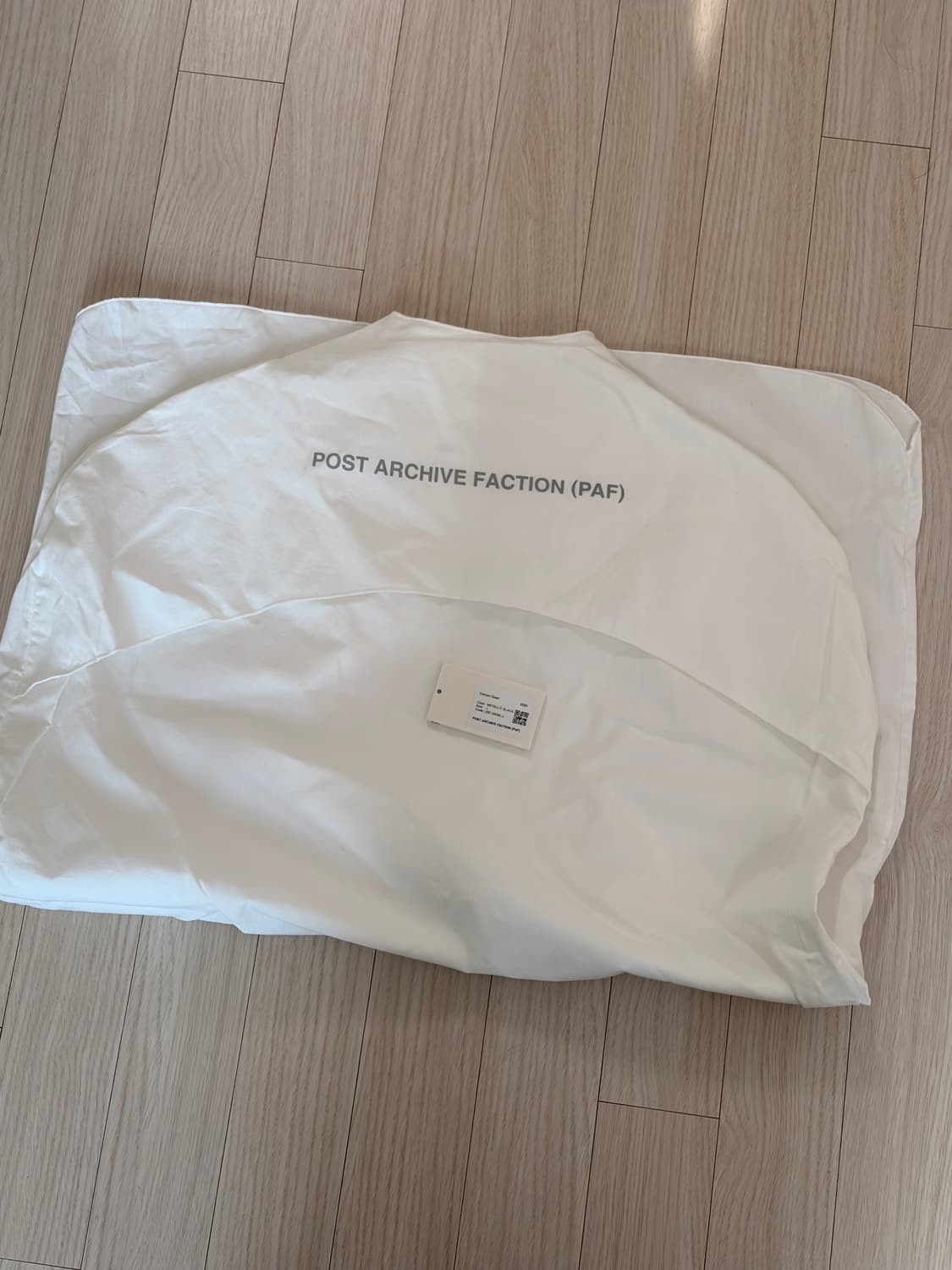 [L] paf 코쿤 다운 메탈릭 블랙 상품이미지2