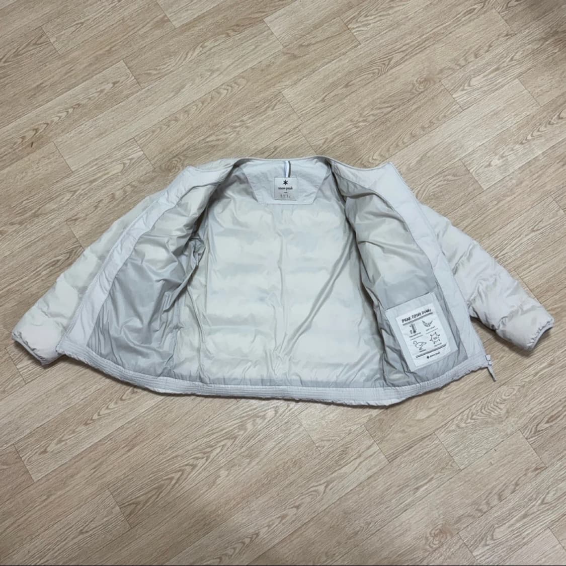 스노우피크 여성 경량 다운 패딩 베이지 85 상품이미지3