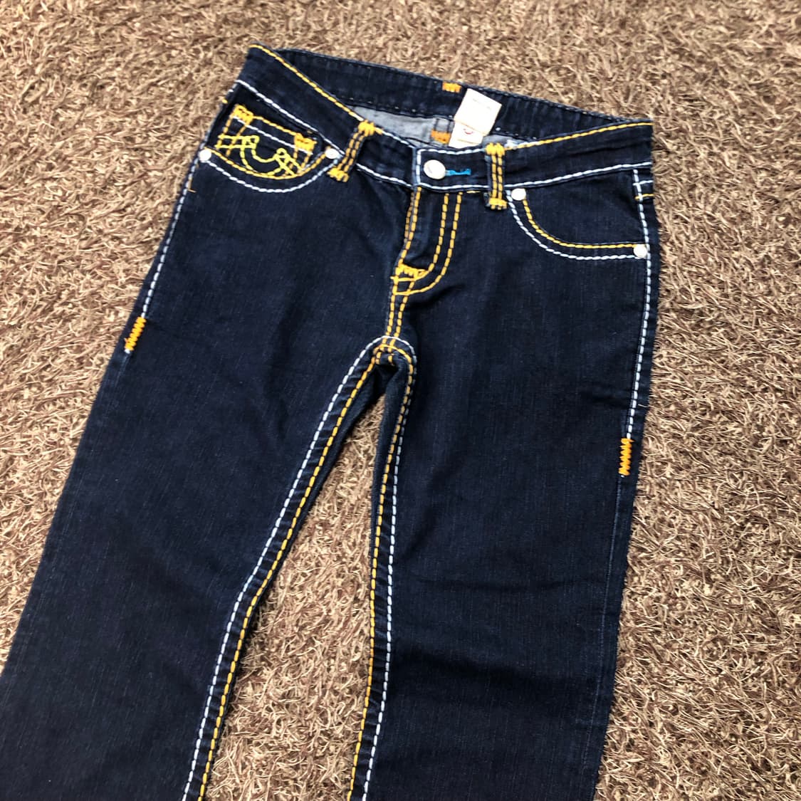 트루릴리전 빌리 슈퍼티 부츠컷 스티치 데님 팬츠 상품이미지3