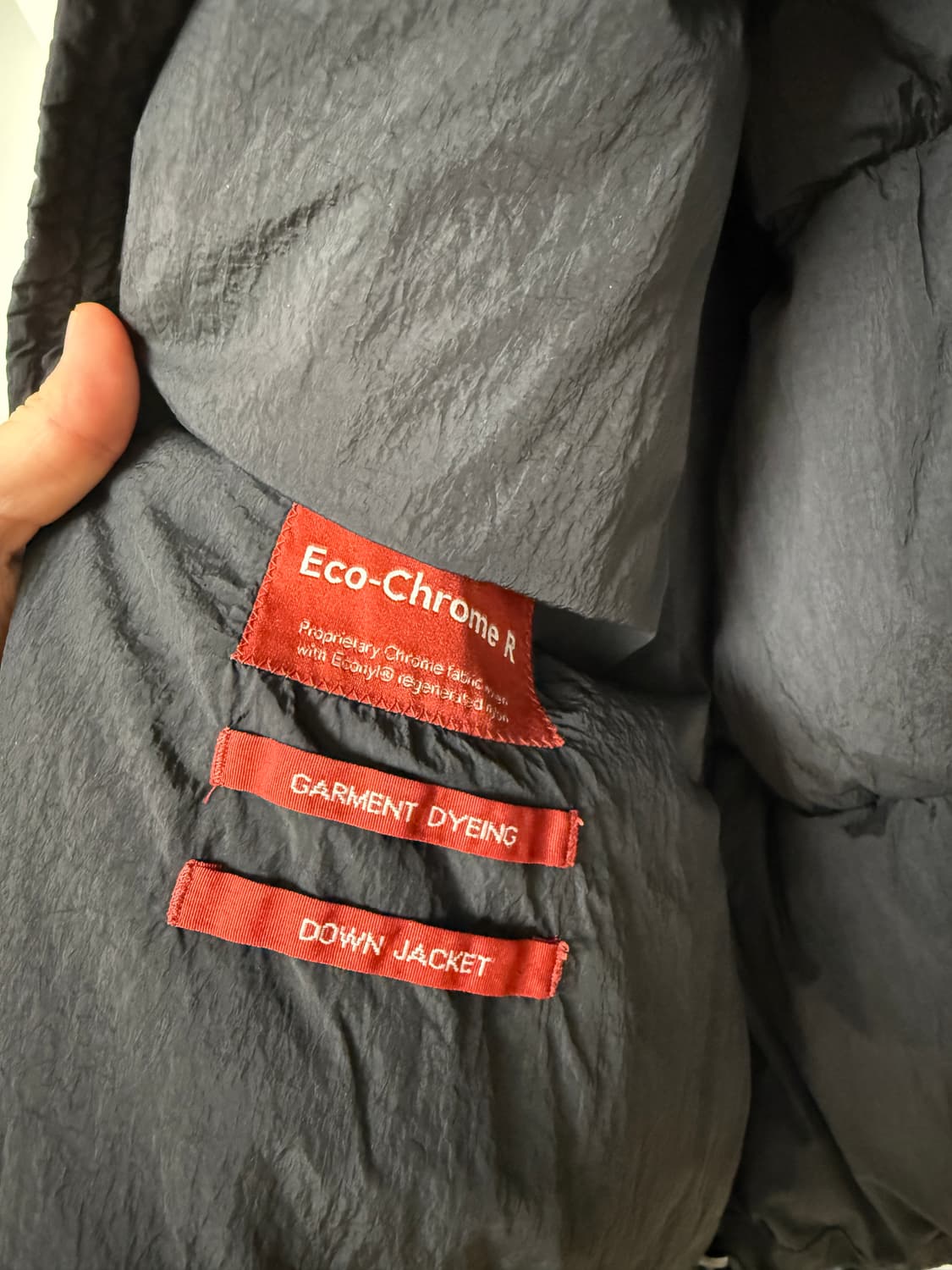 cp컴퍼니 에코 크롬 r 다운 패딩 52사이즈 블랙 상품이미지3