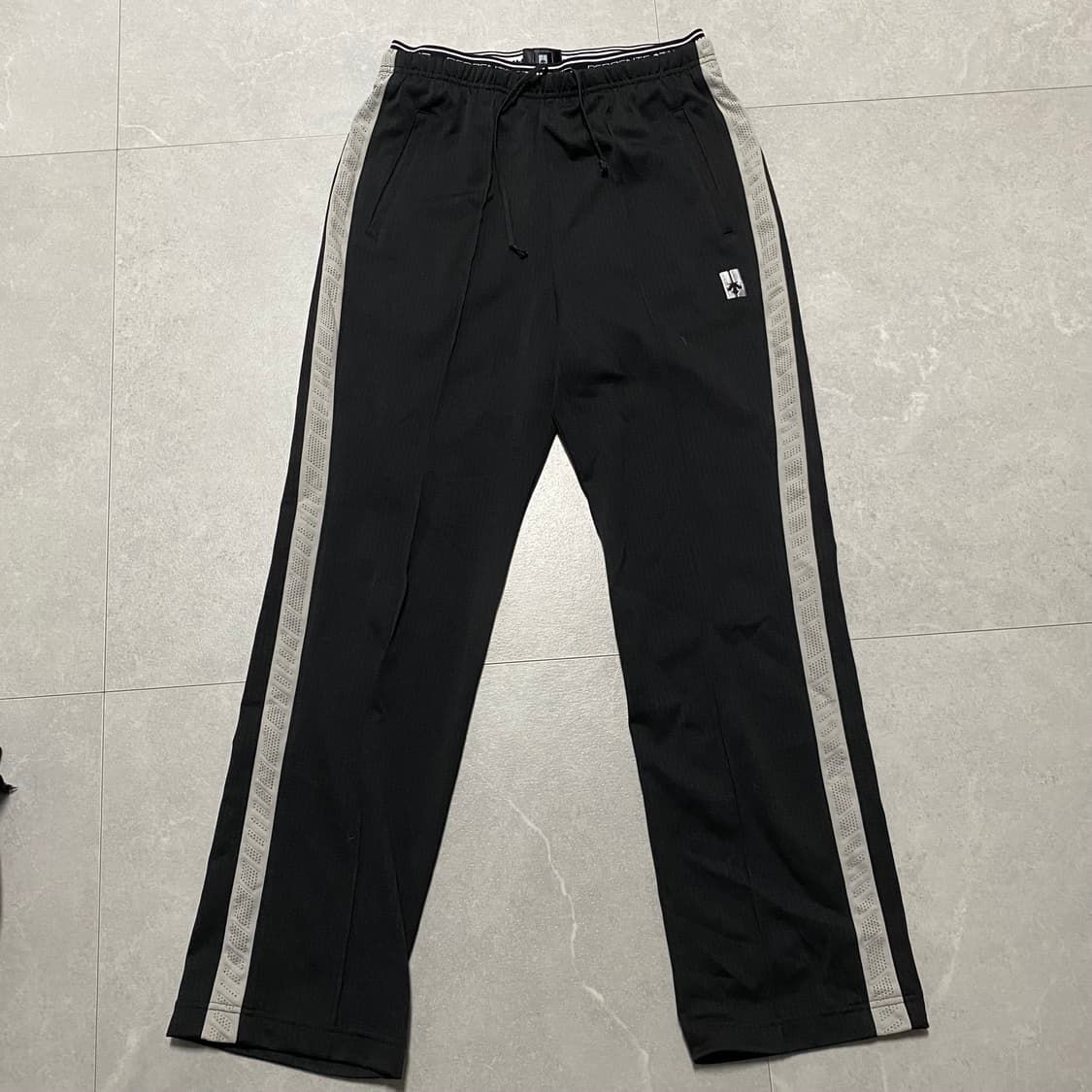 데상트 바지 상품이미지1