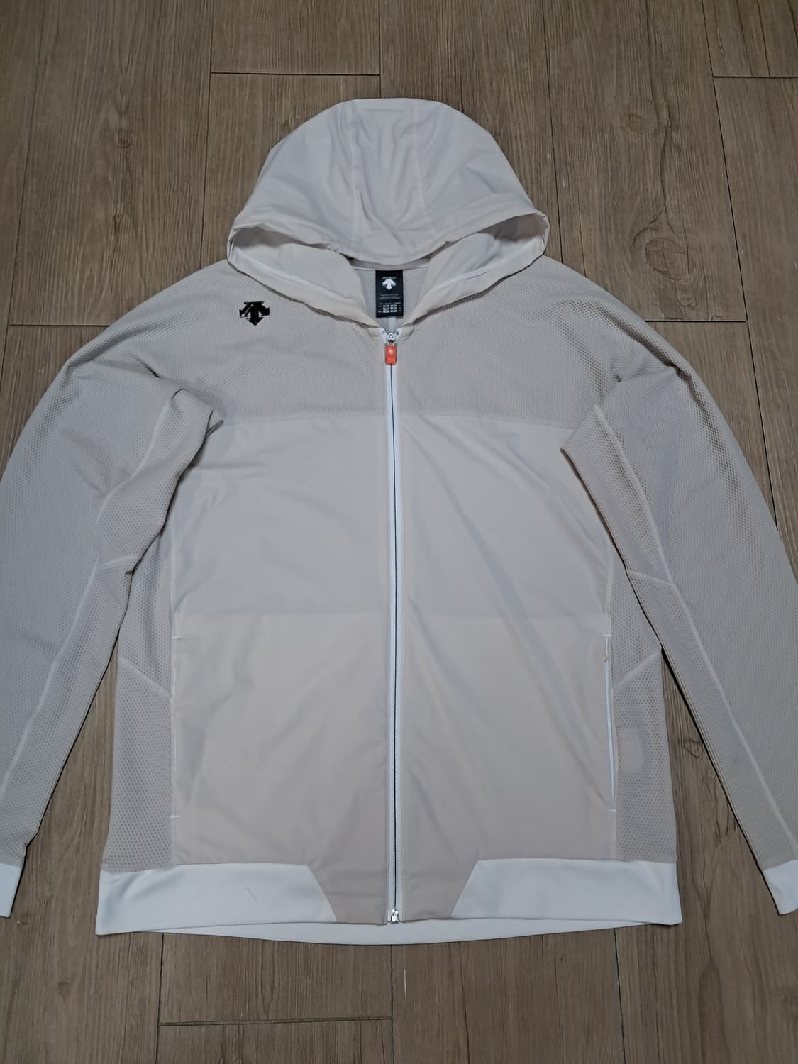 데상트 후드집업 남성110  상품이미지1