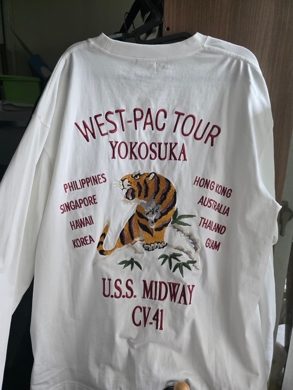 아웃스탠딩 롱슬리브  상품이미지3