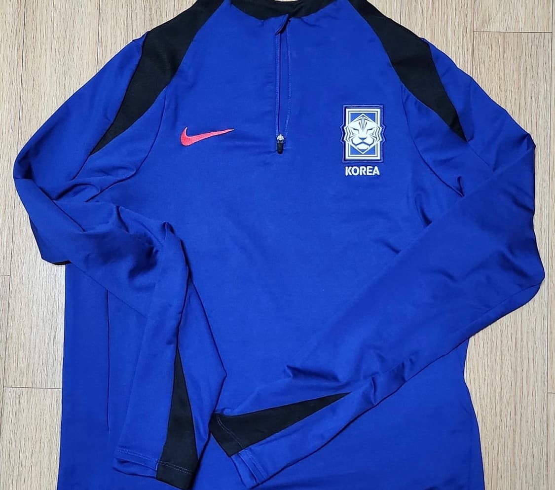 나이키 국대 드릴탑 상품이미지1