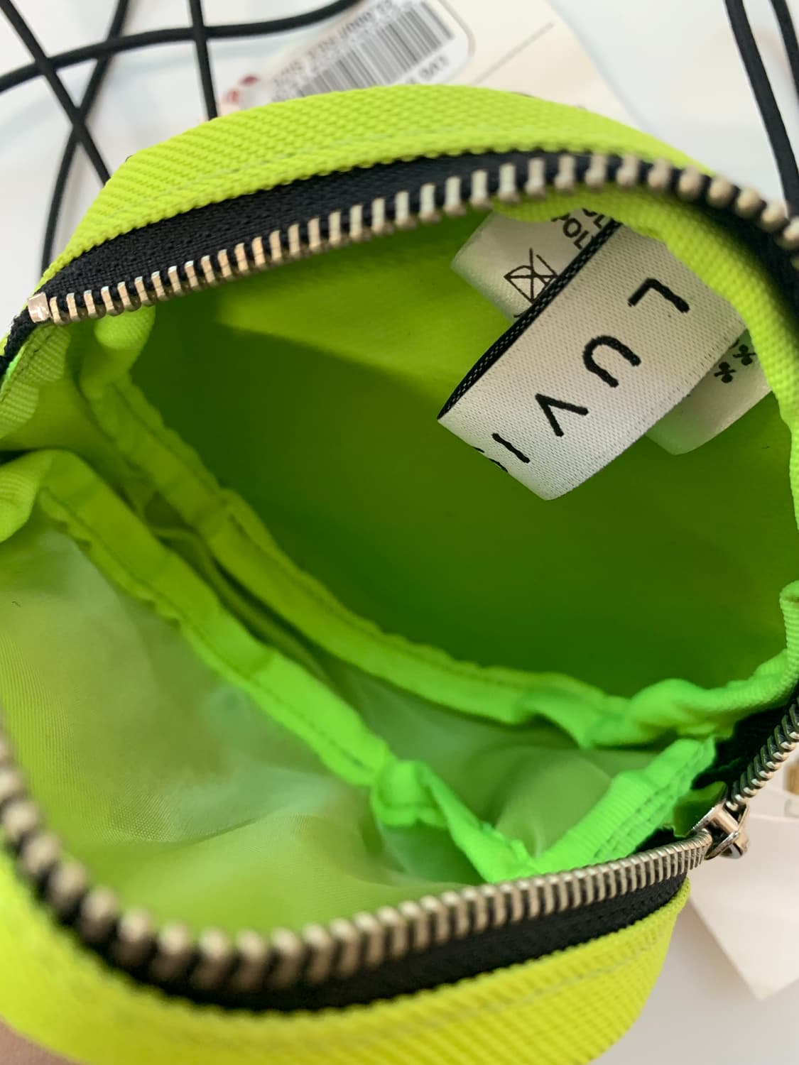 LUV IS TRUE STRING BAG GREEN 상품이미지4