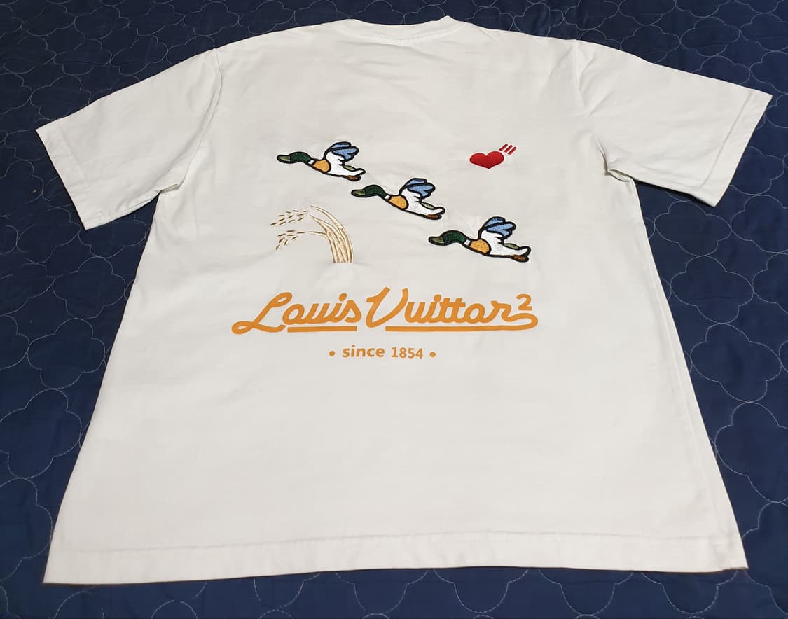 루이비통 자수 반팔티 화이트 (L) 상품이미지2
