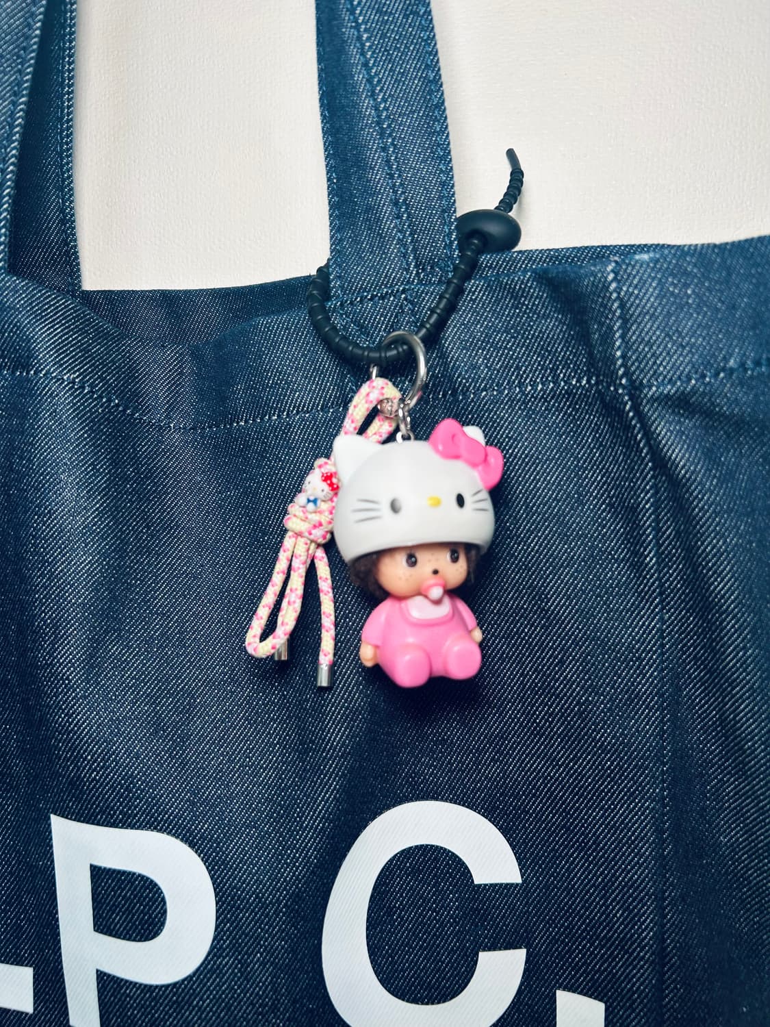 ✨💖헬로키티 헬맷쓴 베베 몬치치 키링(2) 상품이미지4