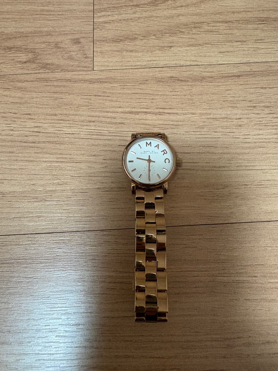 마크 제이콥스 Baker 화이트 다이얼 로즈 골드 여성용 시계 - 새 크 상품이미지3