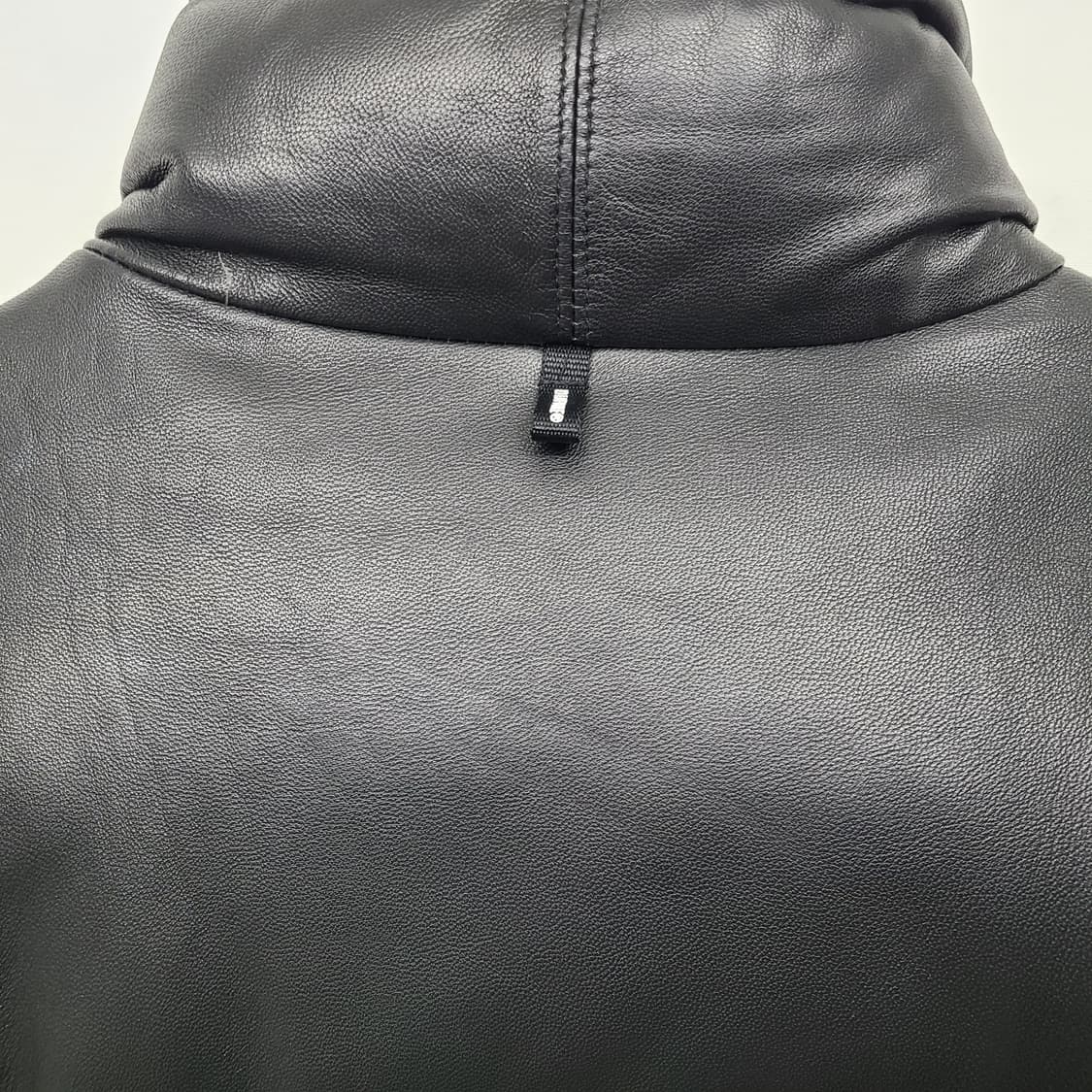 디아프바인 아머 램스킨 레더 다운 패딩 블랙 XL(DV.LOT 696급) 상품이미지7