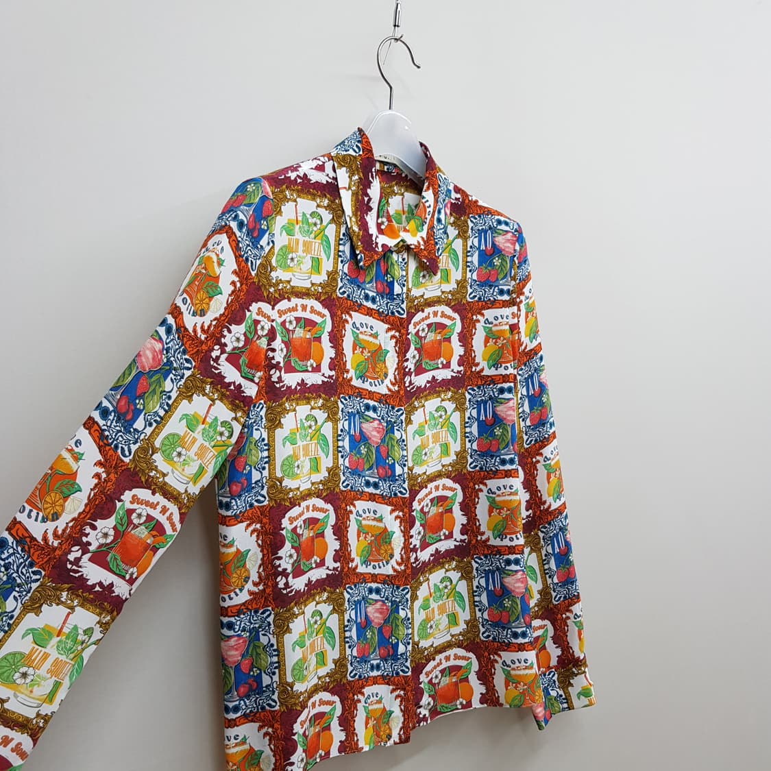 Alice Olivia 2024 멀티컬러 실크 프린트 셔츠 S사이즈 상품이미지4