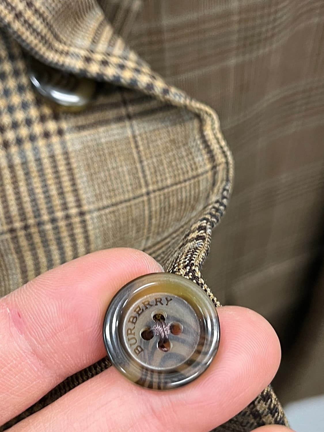 100) 버버리 체크 블레이져  상품이미지10