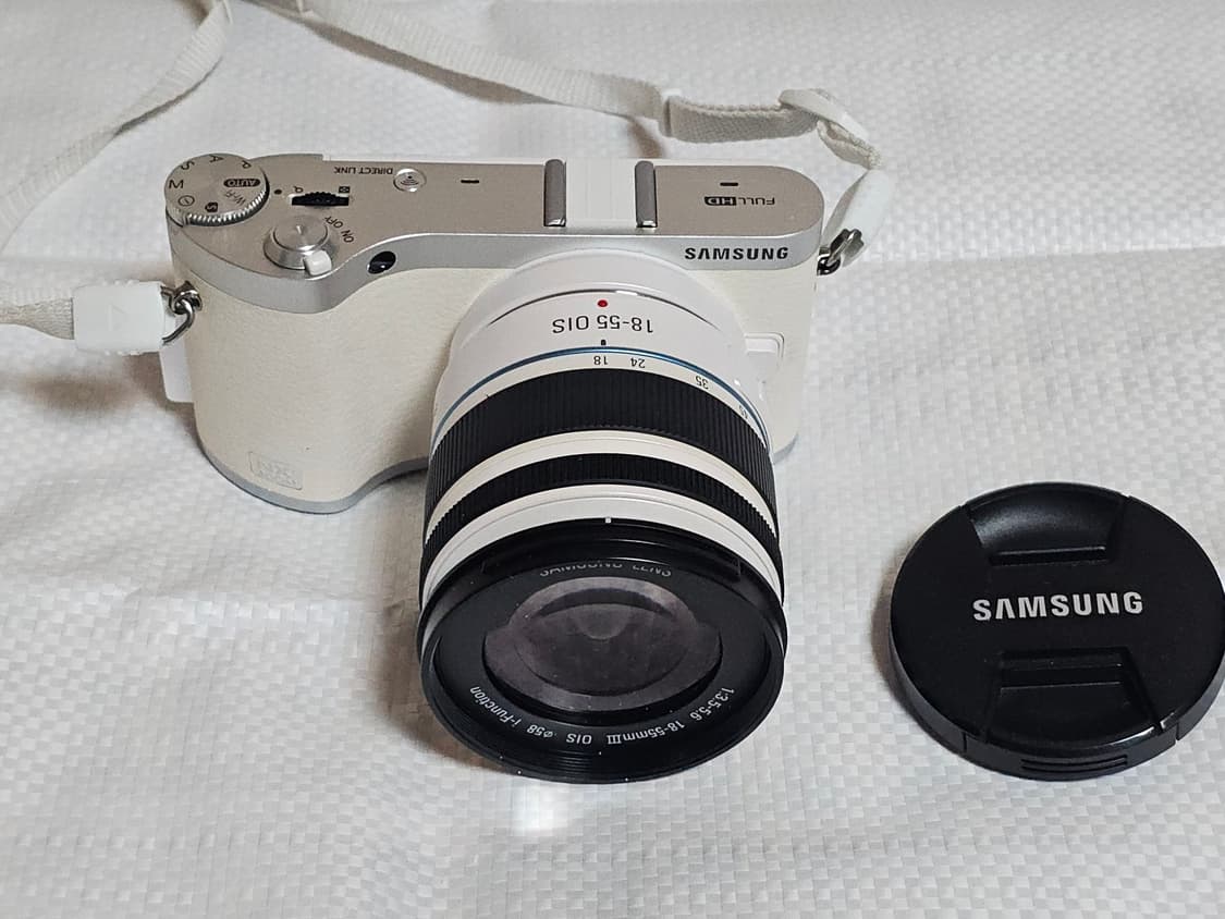 삼성 NX300M 미러리스 카메라 상품이미지1