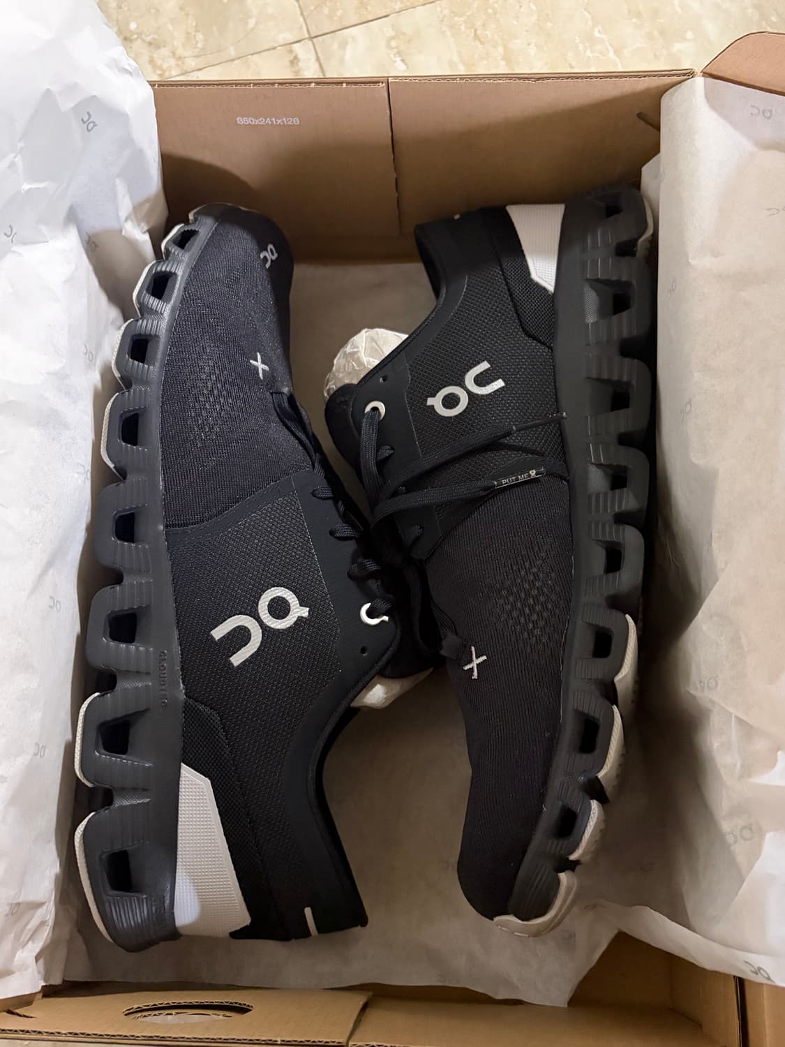 온러닝 클라우드 X 3 블랙 295 판매 상품이미지1