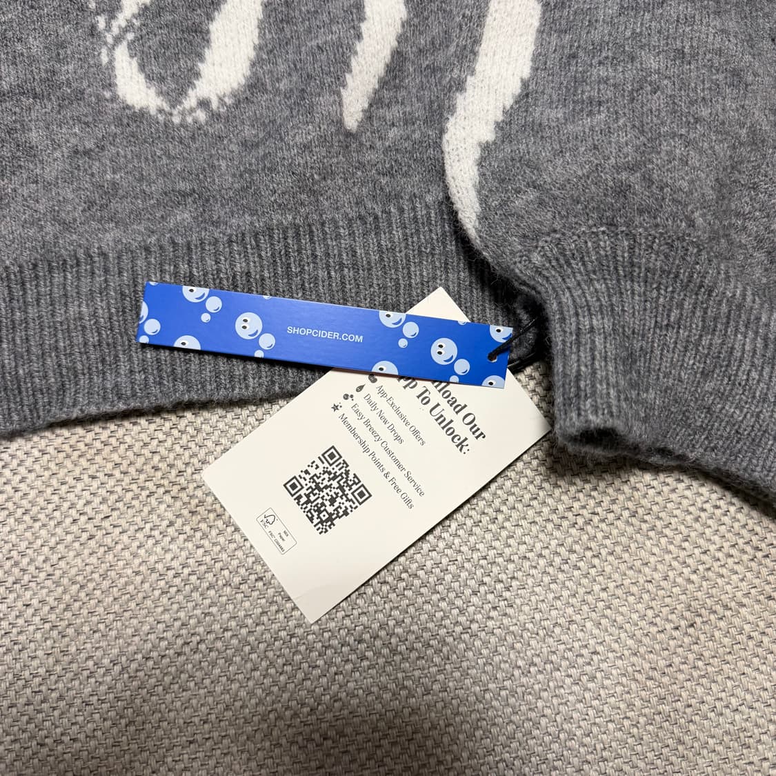 샵사이다 패턴 라운드 니트 상품이미지3