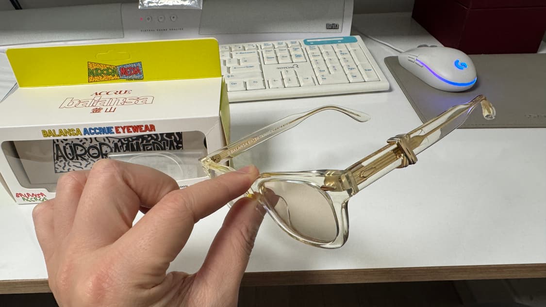 발란사 x 어크루 뉴스 클리어 상품이미지5