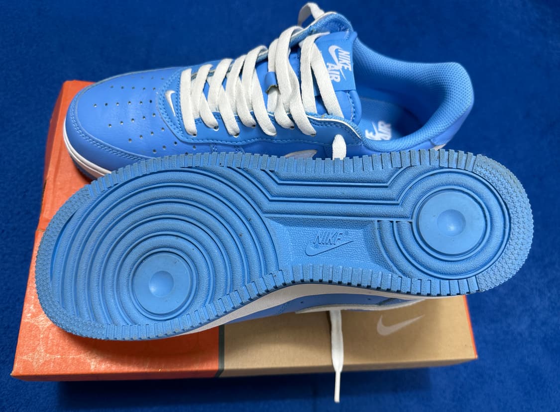 나이키 에어포스 1 유니버시티 블루 상품이미지3