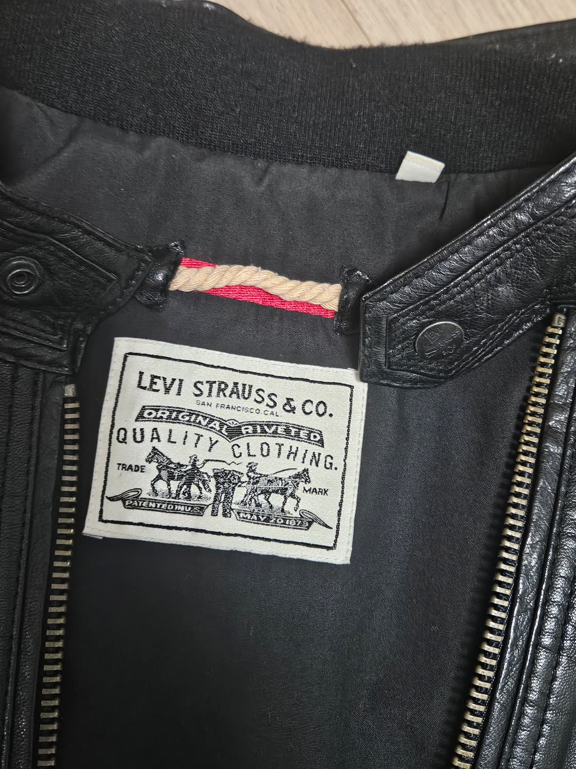 리바이스 블랙 레더 라이더 자켓 상품이미지2