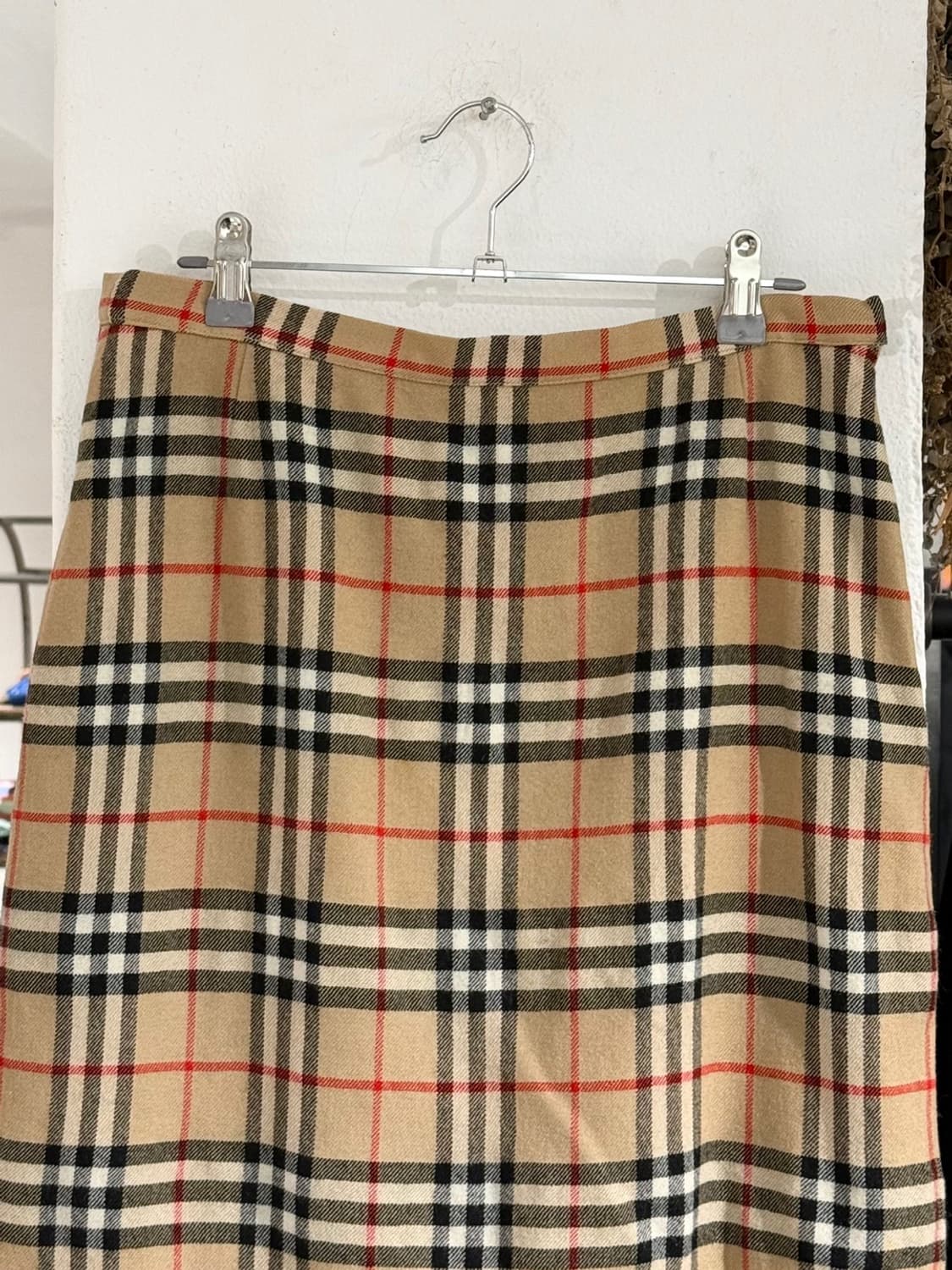 버버리 베이지 노바체크 핀턱 울 미디스커트 상품이미지2