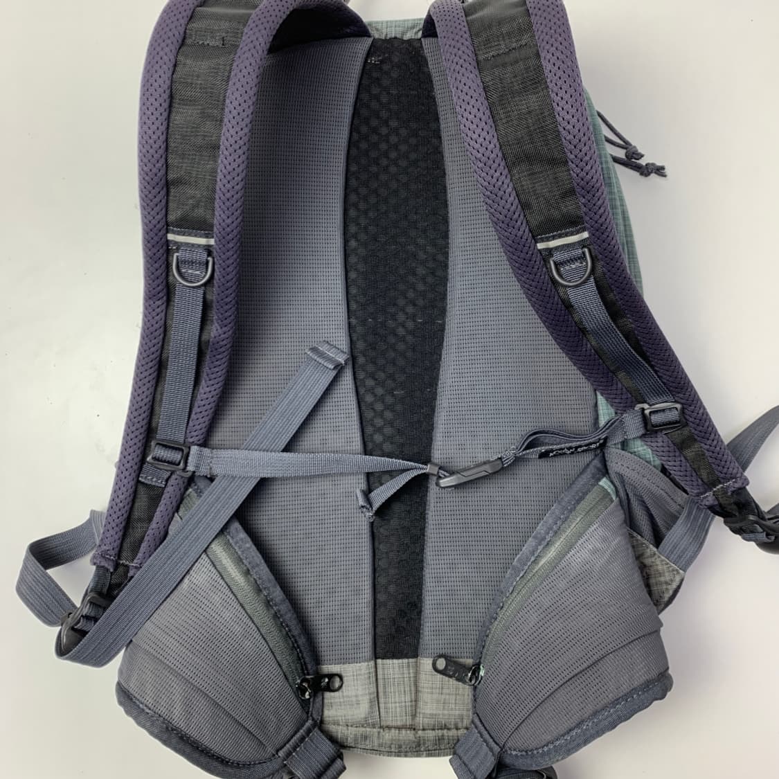 [OS/정품] 코오롱 등산 백팩 AEROLITE 15 상품이미지7