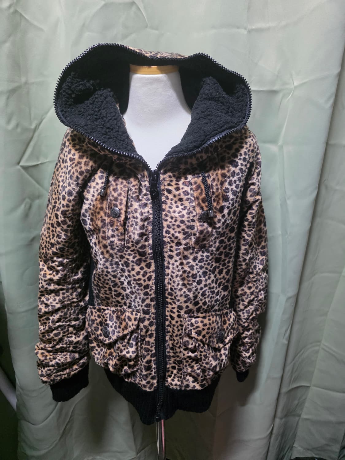 레오파드 점퍼 하이넥 상품이미지3