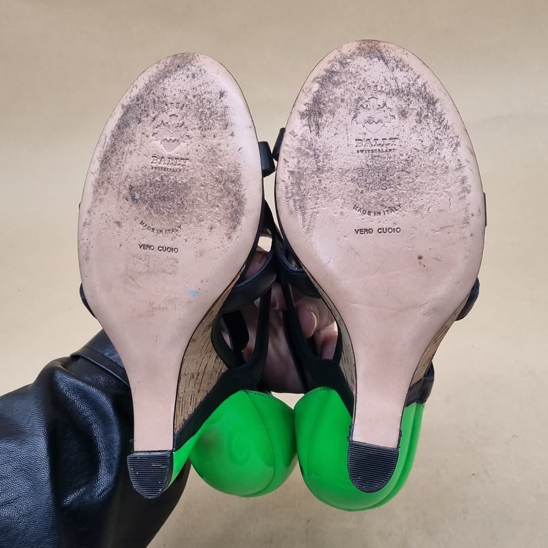 발리 웨지힐 샌들37.5. 235 굽10 상품이미지3