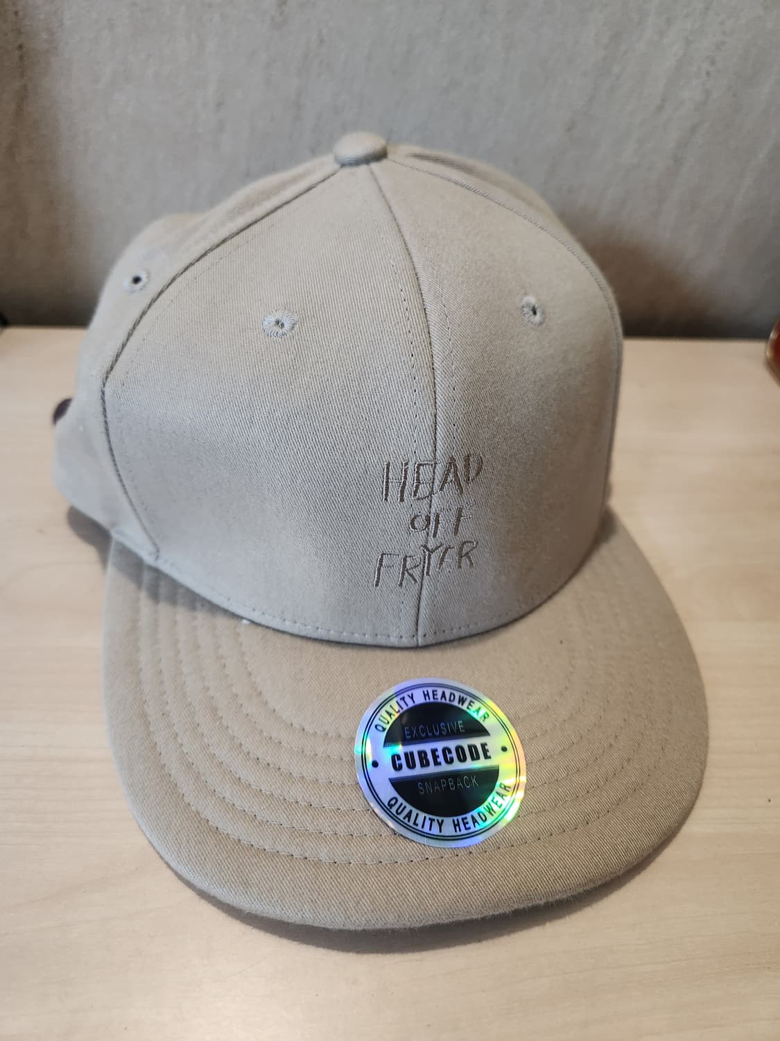 “CUBE CODE 베이지 스냅백🧢 스트릿 무드 감성템” 상품이미지1
