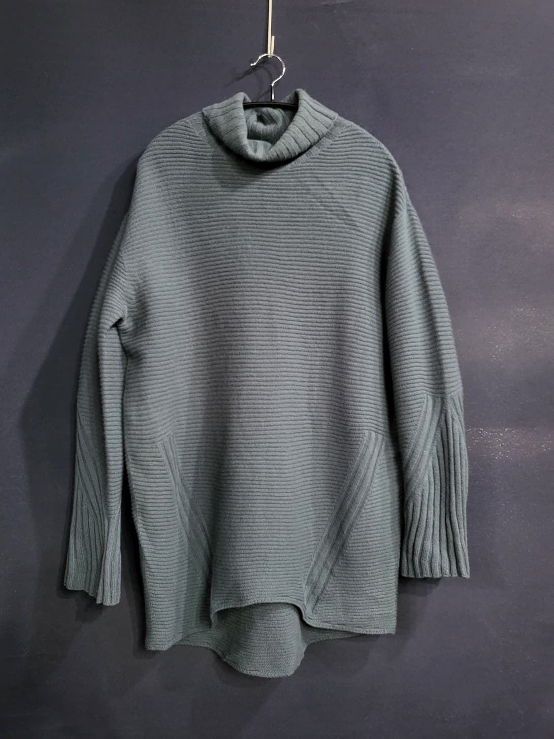 한섬 시스템 터틀넥 니트 상품이미지1