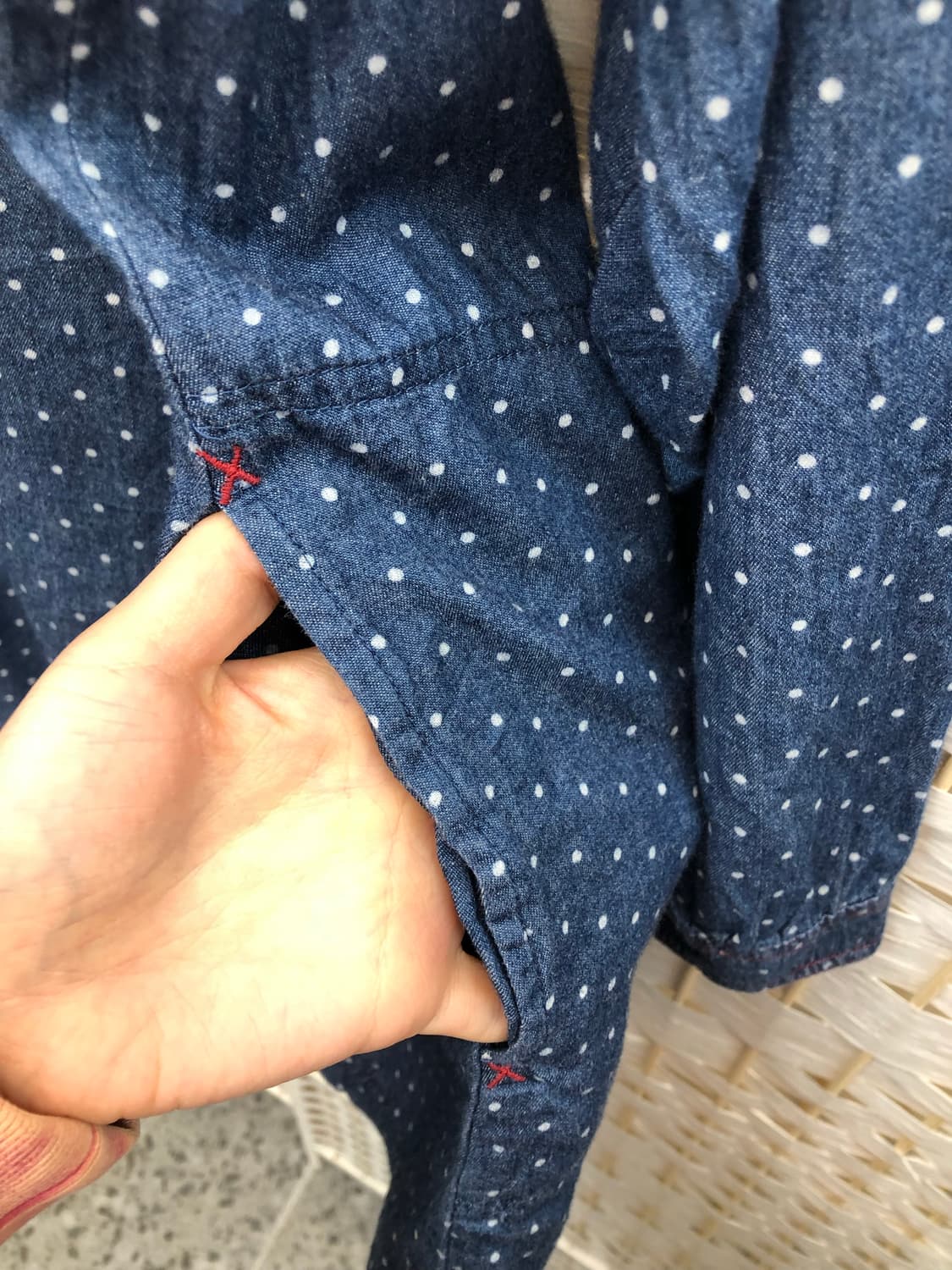 도트 블루 블라우스 상품이미지6