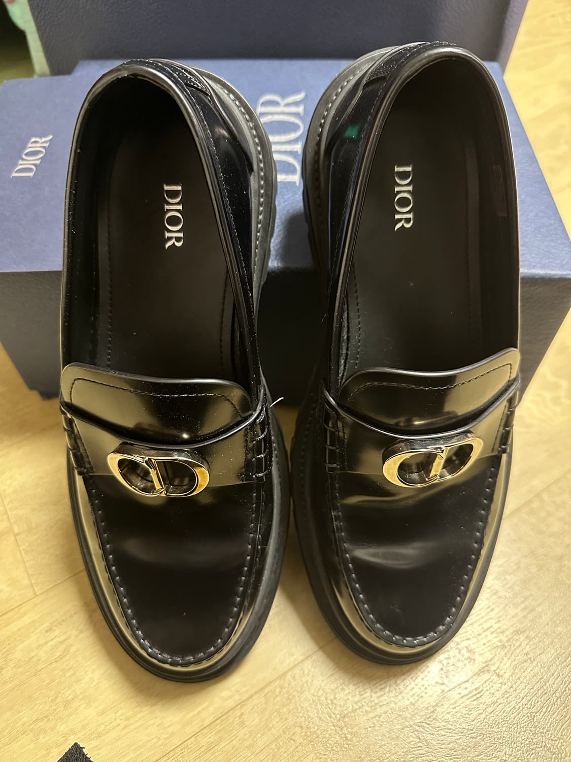 [42] 디올 익스플로러 로퍼 스무스 카프스킨 상품이미지2