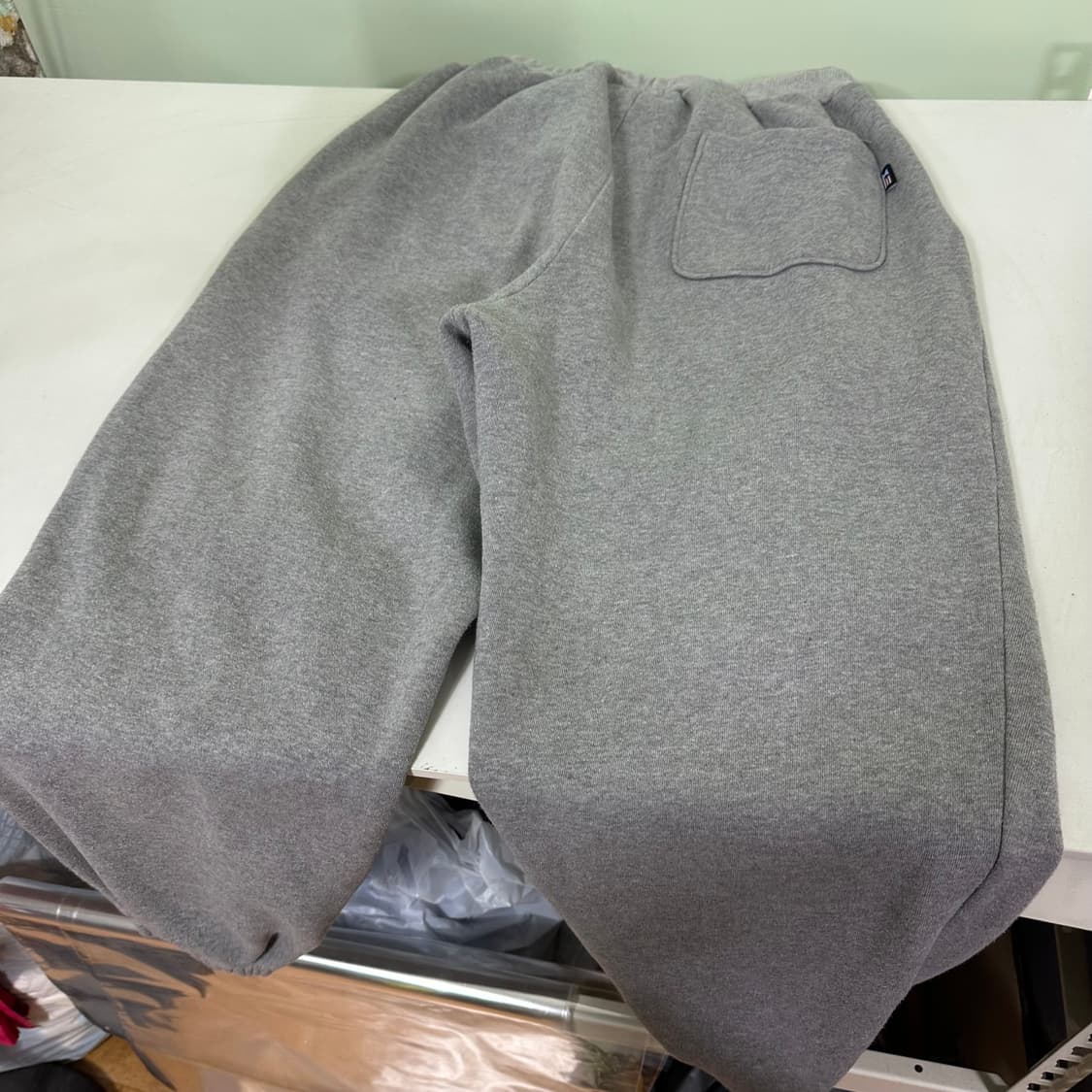 L 예일 YALE 루즈핏 스웻 밴딩 조거팬츠 상품이미지5