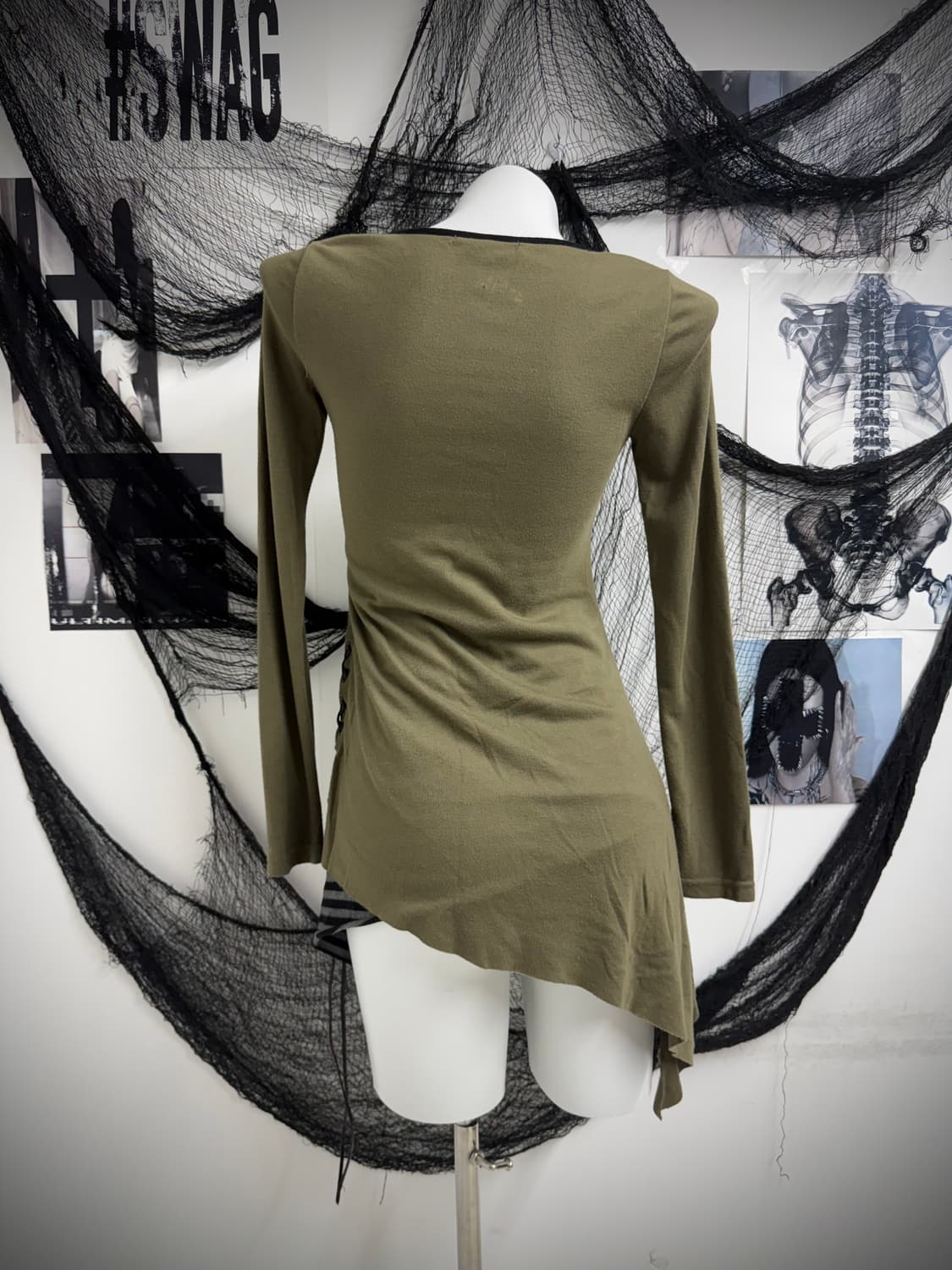 Skull printing eyelet detail longsleeve 상품이미지6