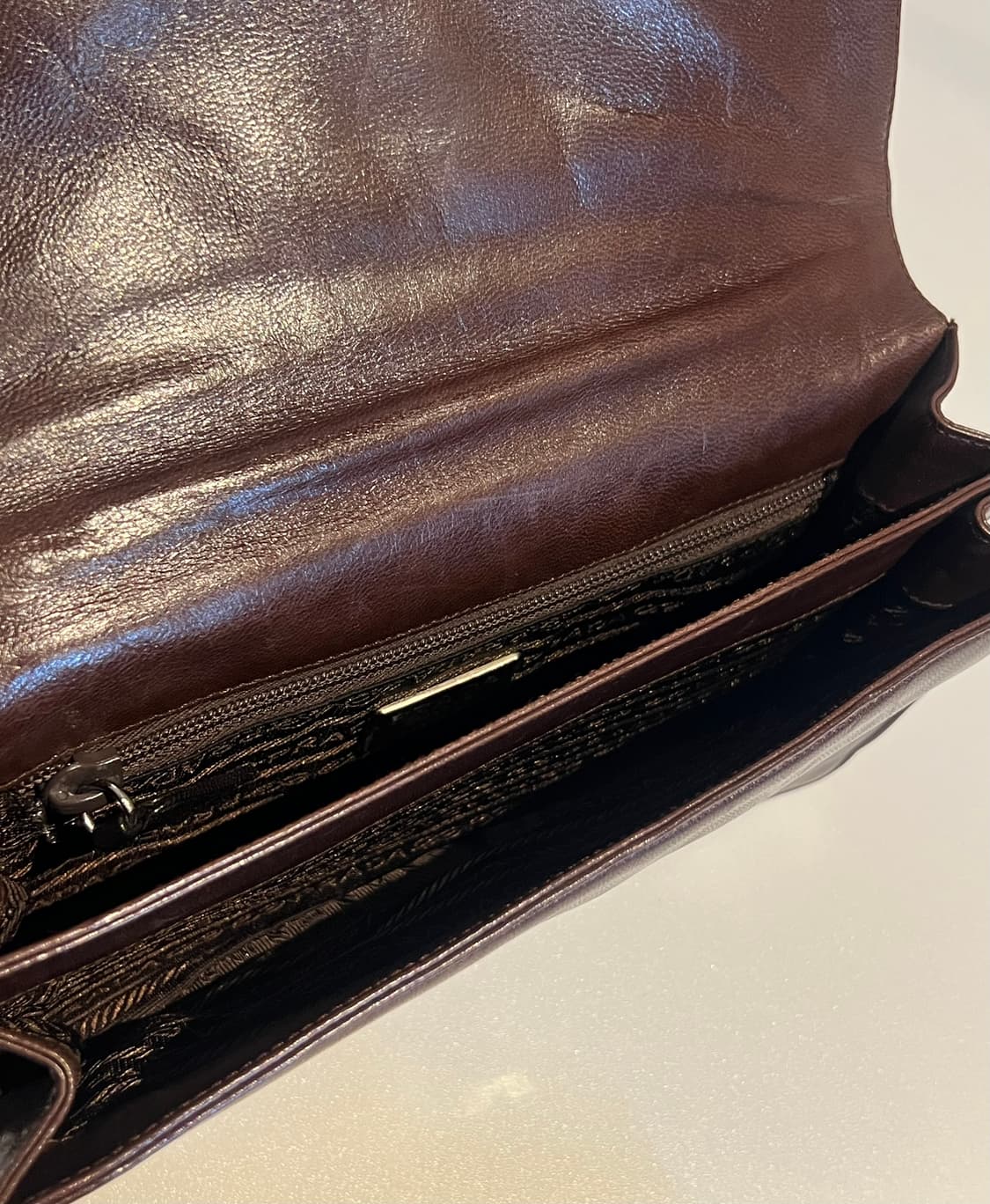 프라다 체인 크로스백 브라운 상품이미지7