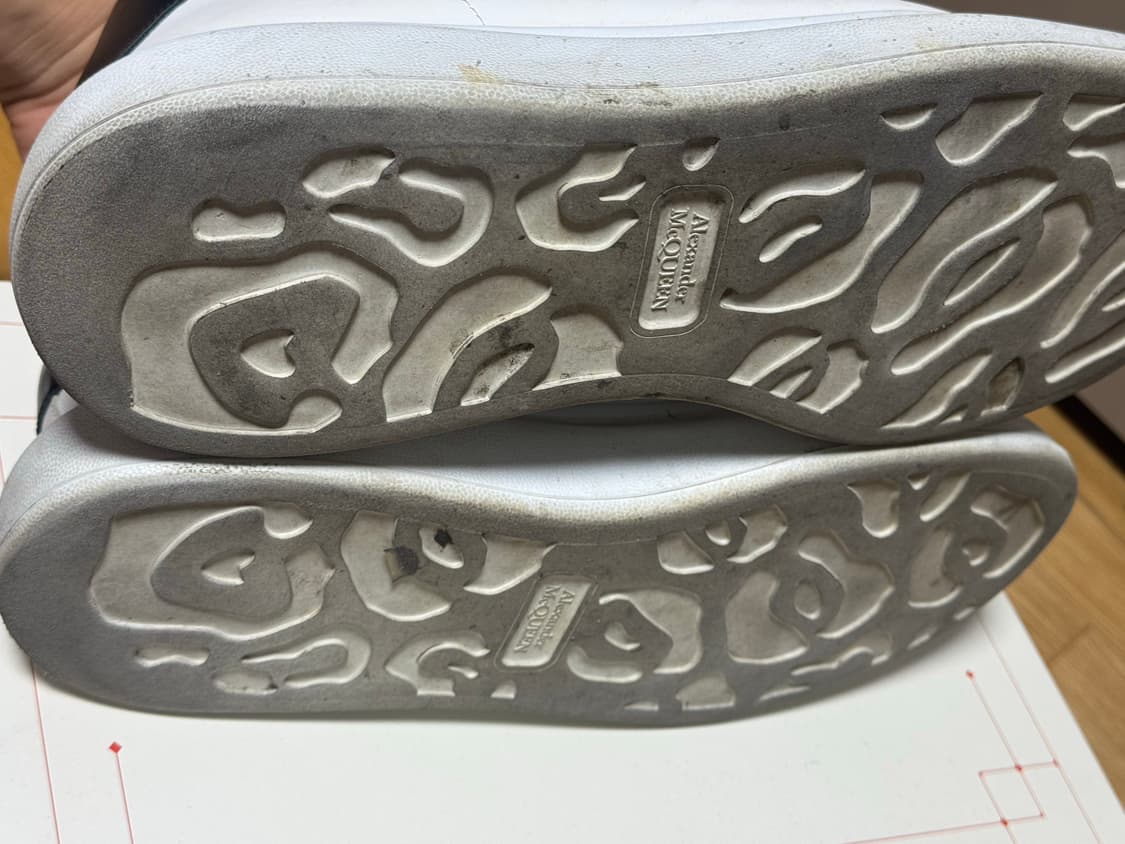 알렉산더 맥퀸 43.5 상품이미지5