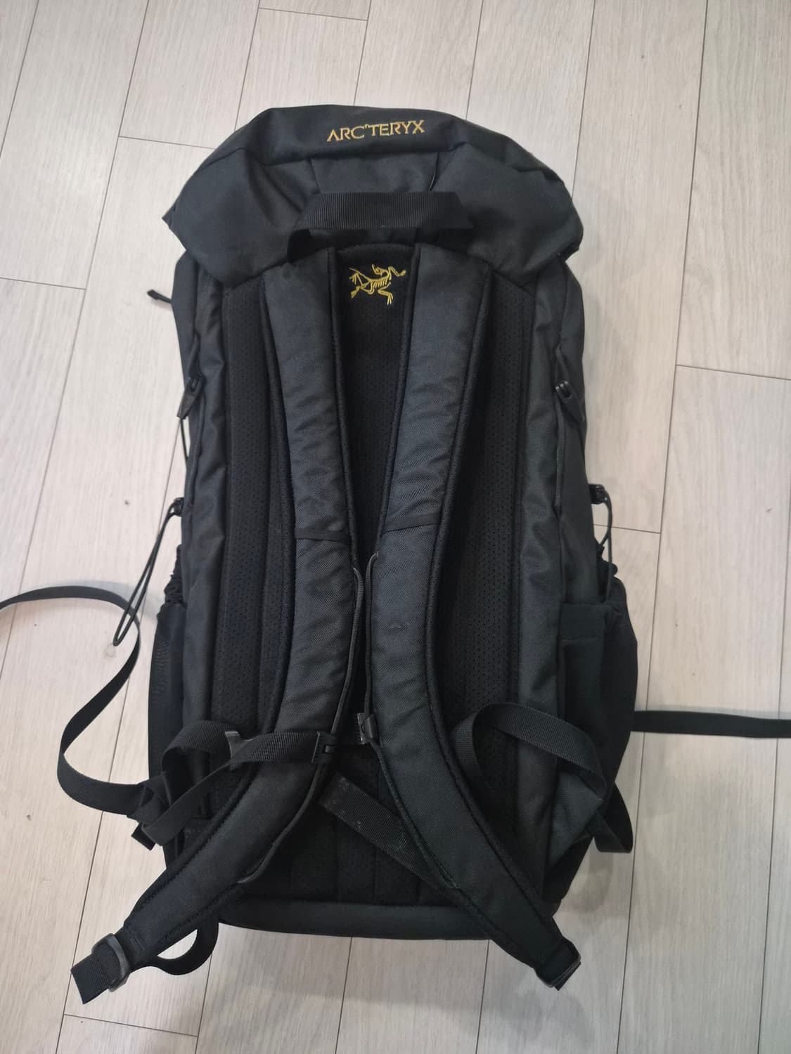 아크테릭스 맨티스 20 백팩 블랙 상품이미지6