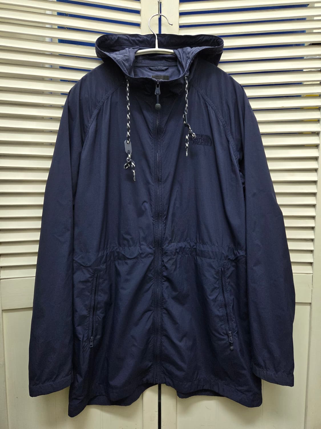 노스페이스 바람막이 코트 상품이미지1