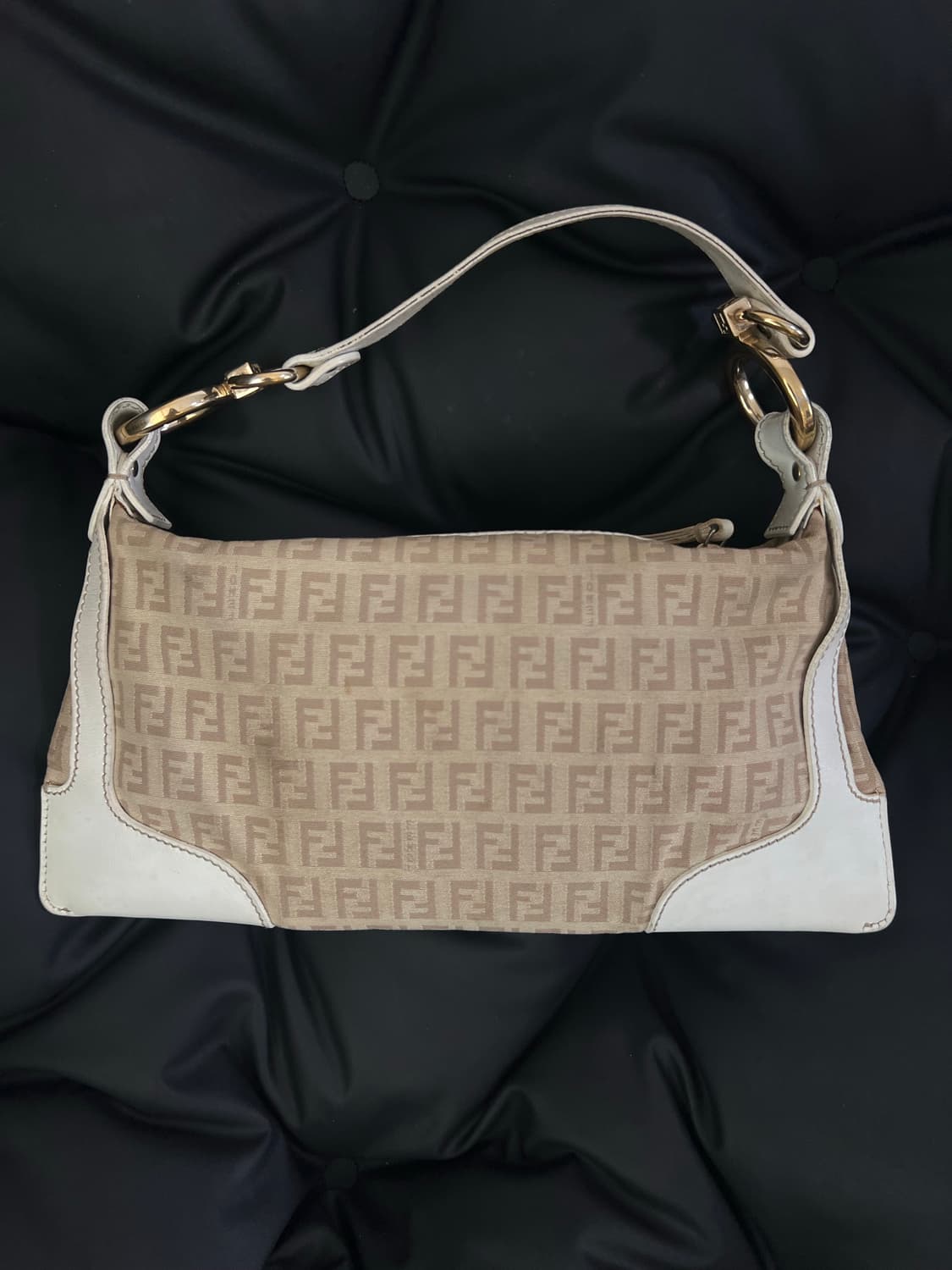 펜디 FF 주카 캔버스 숄더백 상품이미지3