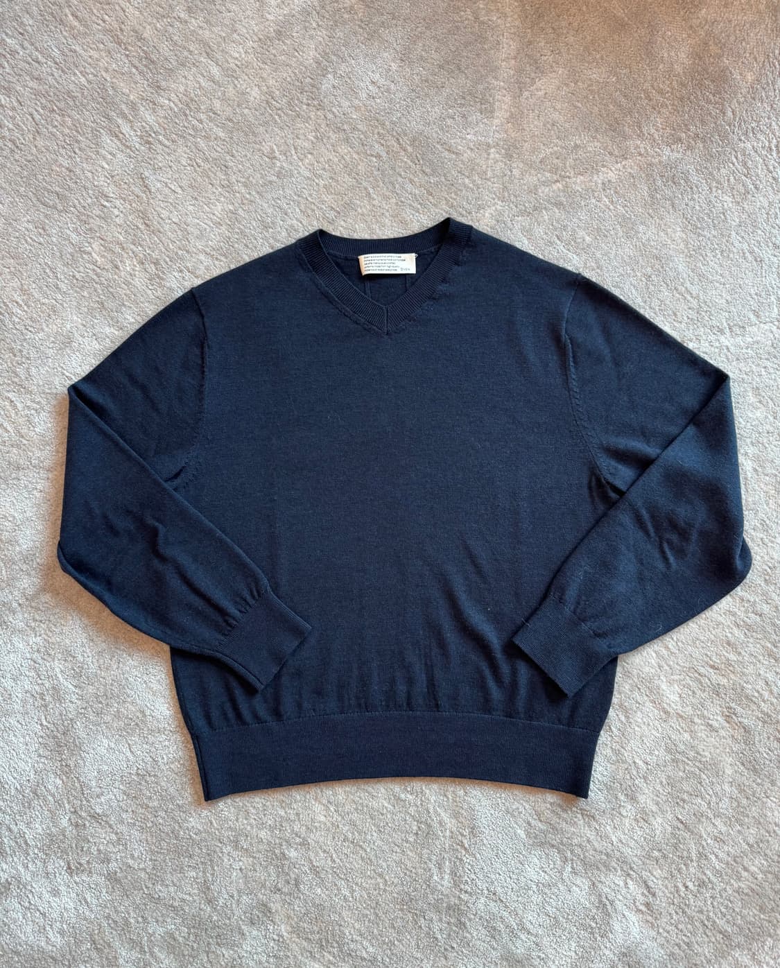 [다이브인] 루즈드 파인울 브이넥 니트 네이비/그레이 1사이즈 상품이미지2