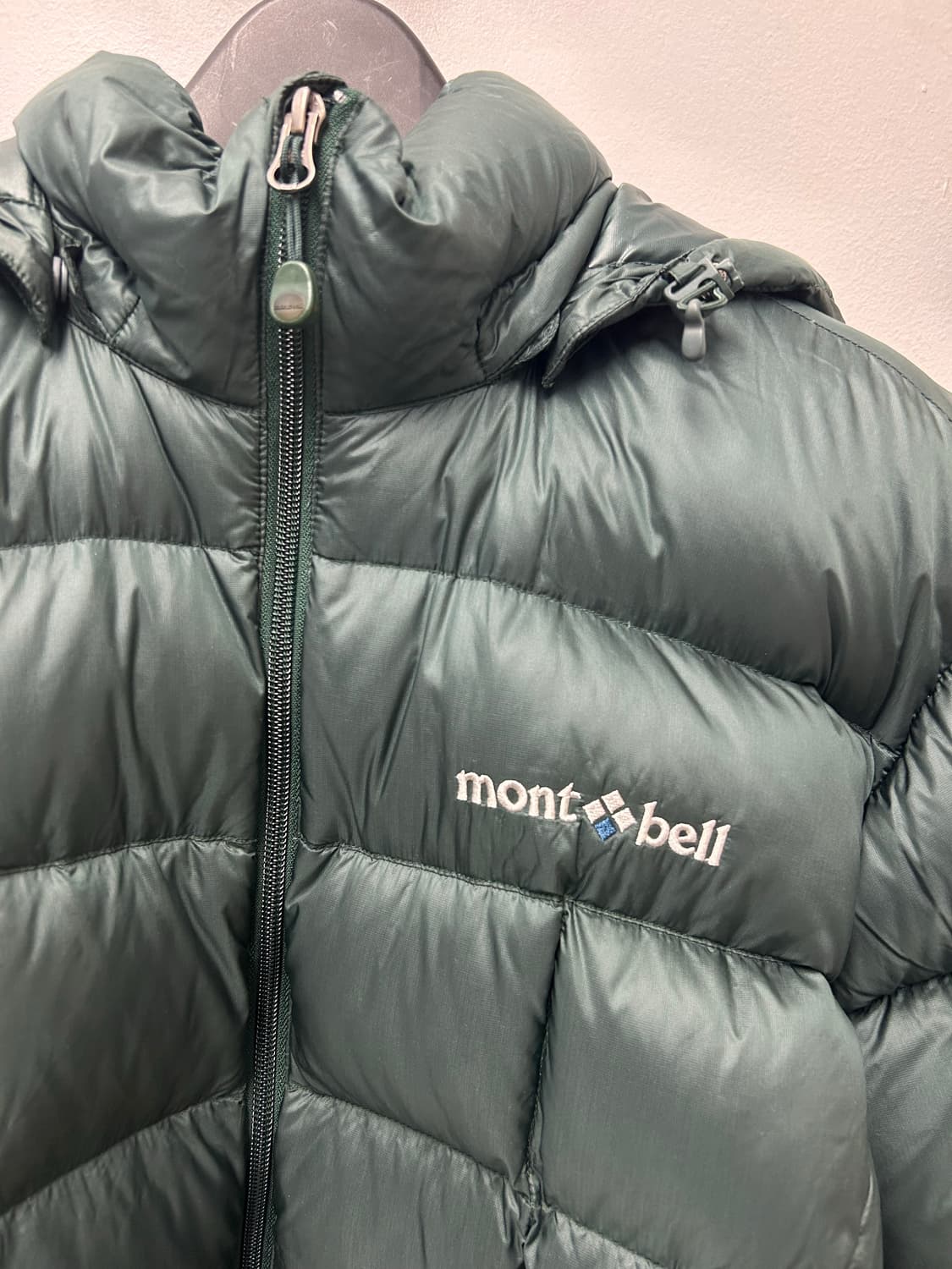 몽벨800 패딩 L size 상품이미지3