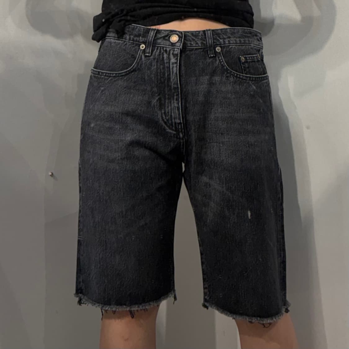 31 생 로랑 파리 블랙 워싱 데님 컷오프 쇼츠  상품이미지1