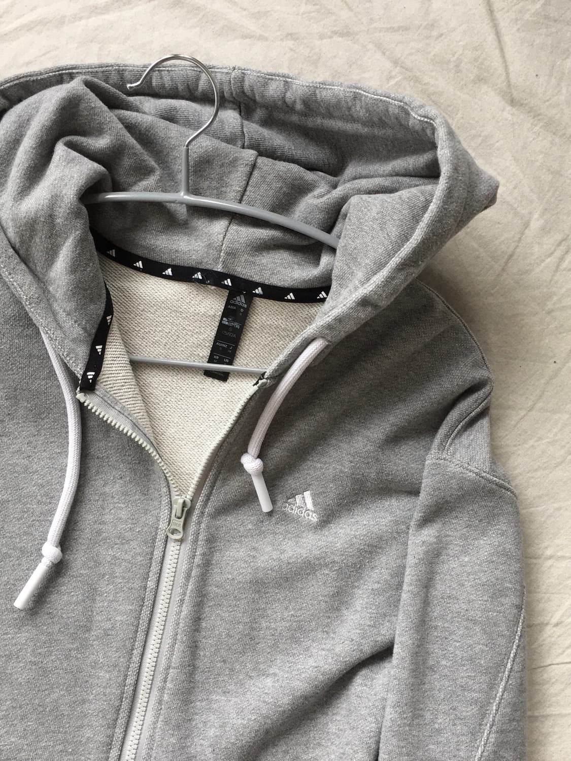 아디다스 가슴로고 후드집업 상품이미지4