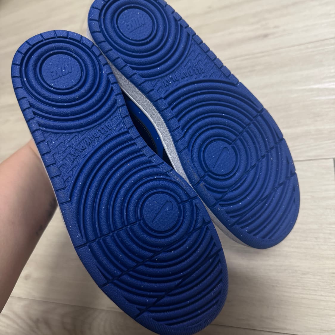 새상품) 나이키 코트버로우 로우 로얄블루/검정 상품이미지4