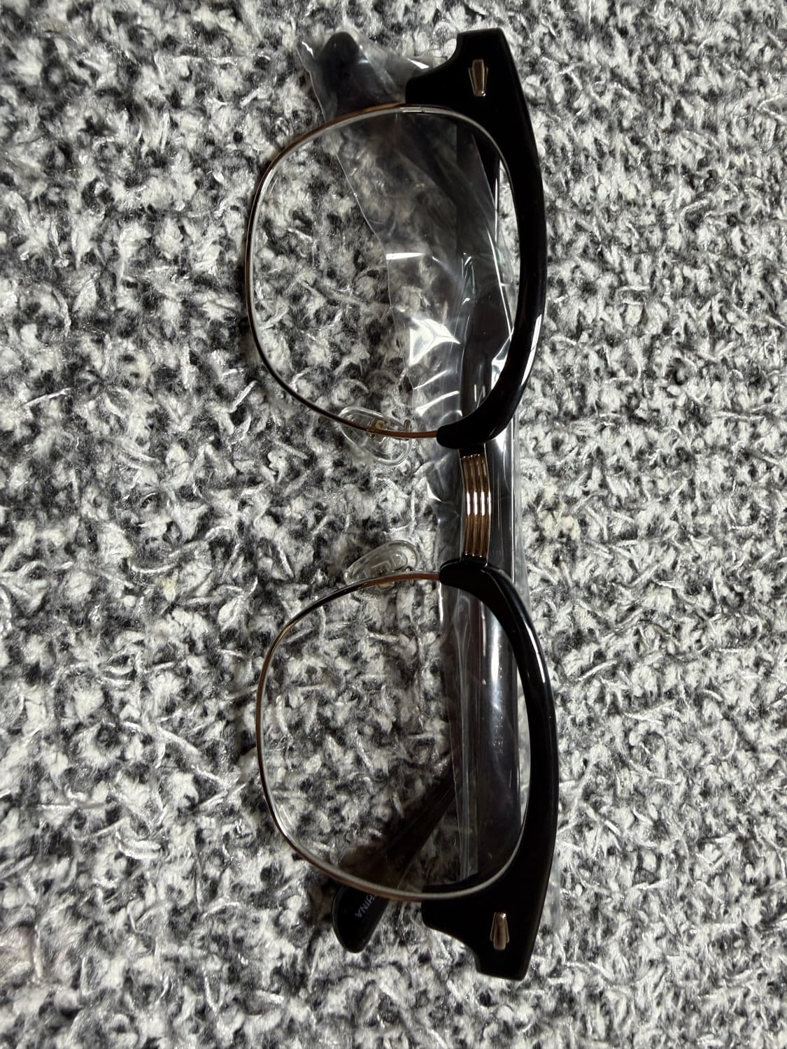 앰버옵티컬 행크 51사이즈 블랙실버 하금테 판매합니다 상품이미지1