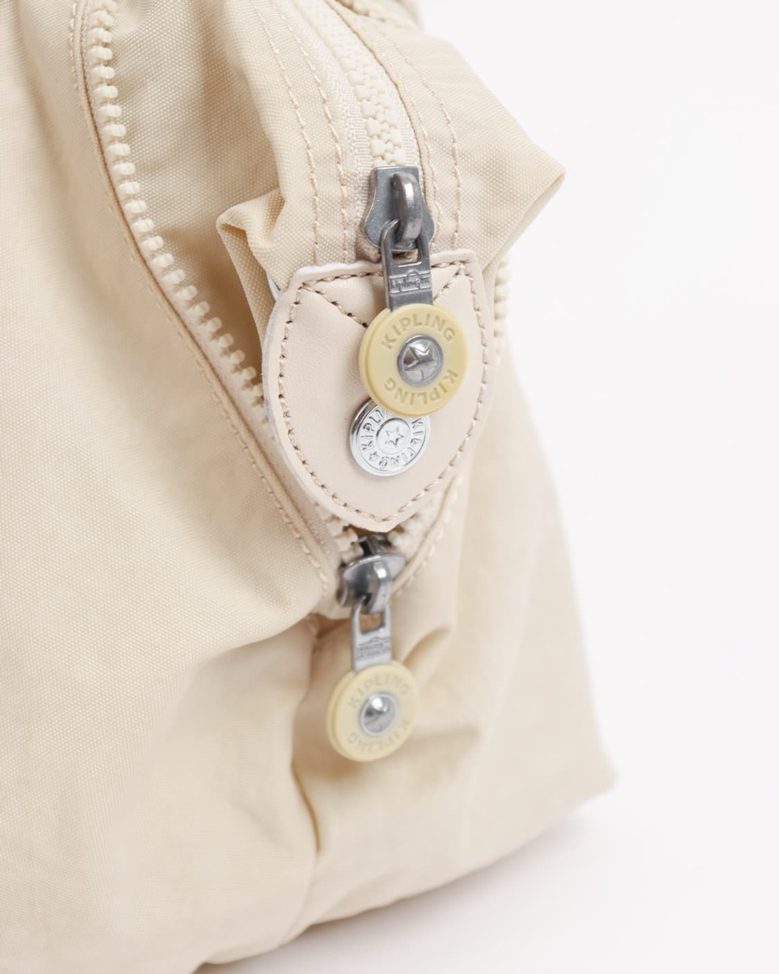 [KIPLING] 크림 컬러 나일론 2WAY 숄더백 상품이미지7