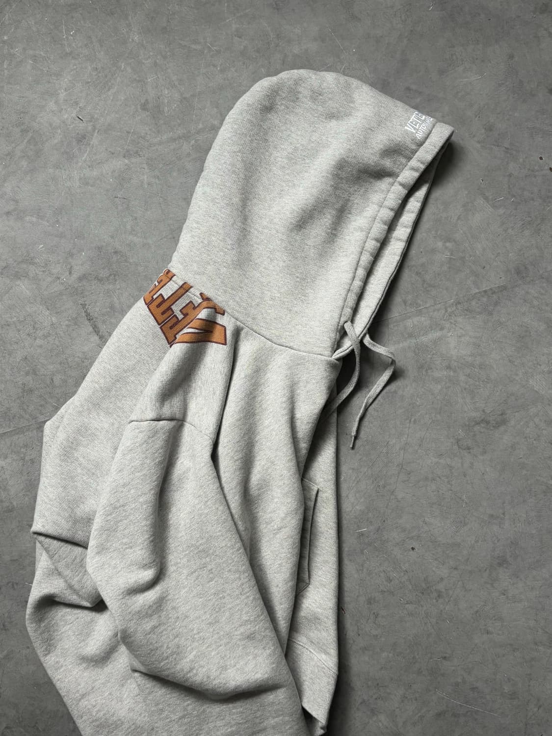 Vetements 베트멍 로고 크롭 후드티 상품이미지9