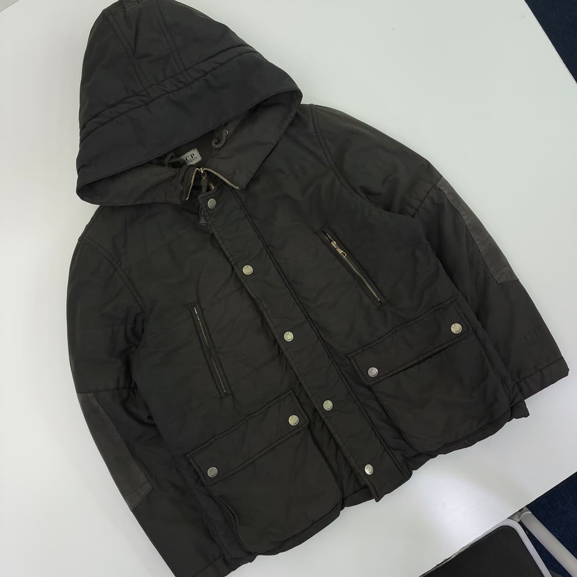 C.P company 씨피컴퍼니 암프린팅 90‘s 후드 패딩 상품이미지2