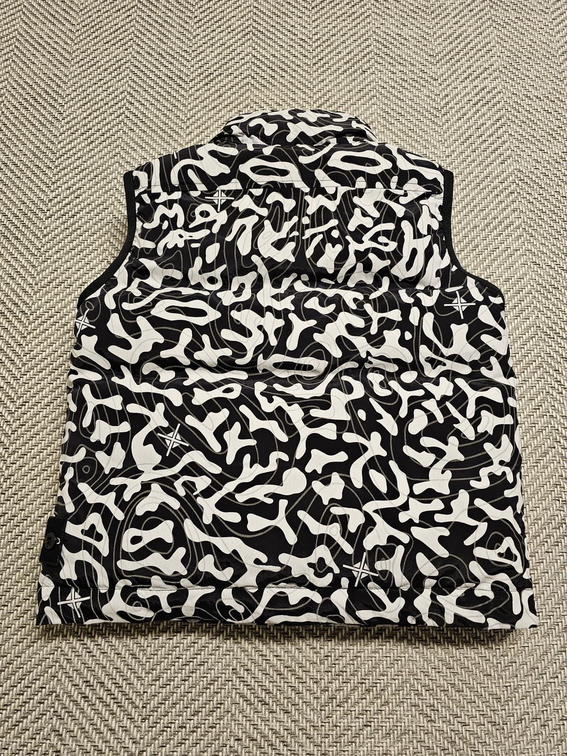 스톤아일랜드 주니어 리플렉티브 패딩 아노락 6Y 상품이미지2